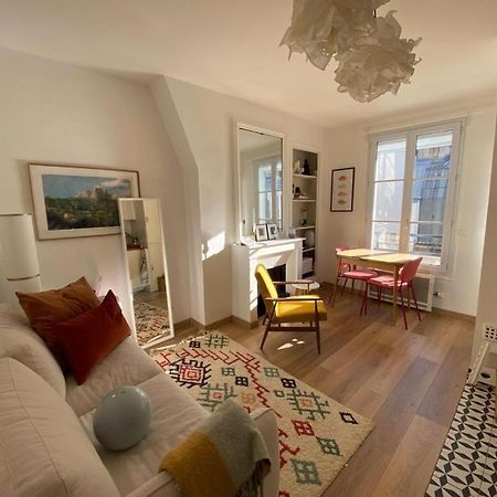 باريس Modern Appartement W/ Tour Eiffel View In The 7Th المظهر الخارجي الصورة