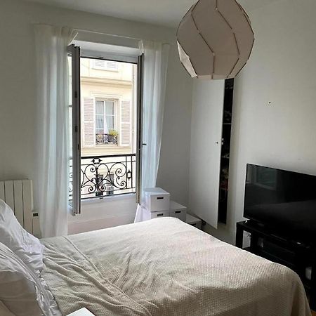 باريس Modern Appartement W/ Tour Eiffel View In The 7Th المظهر الخارجي الصورة