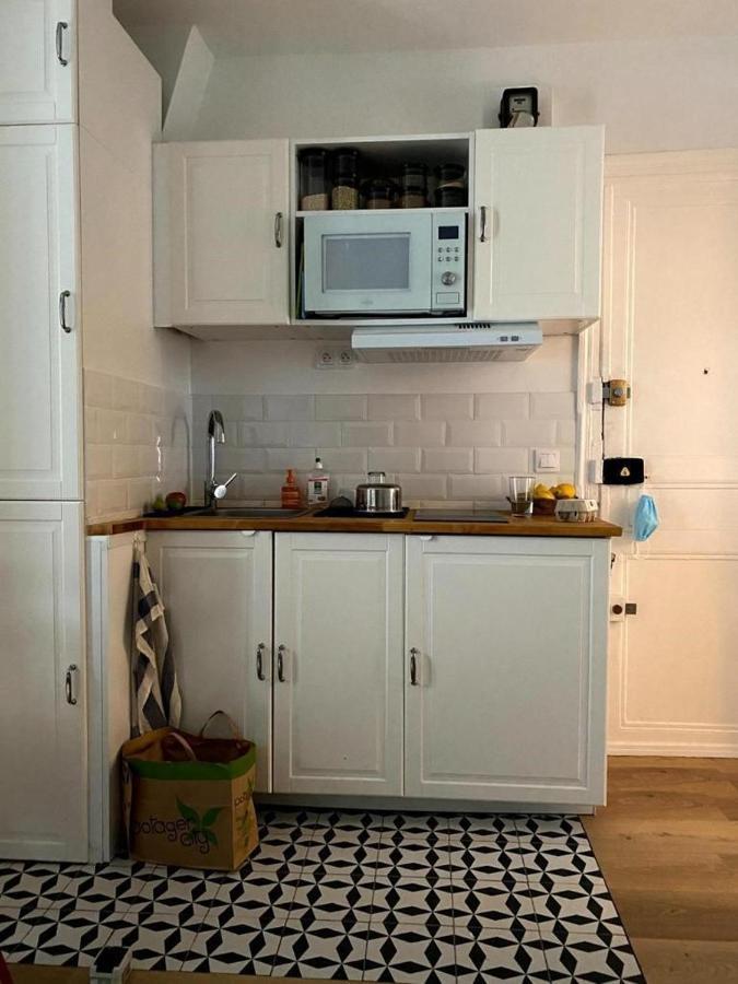 باريس Modern Appartement W/ Tour Eiffel View In The 7Th المظهر الخارجي الصورة